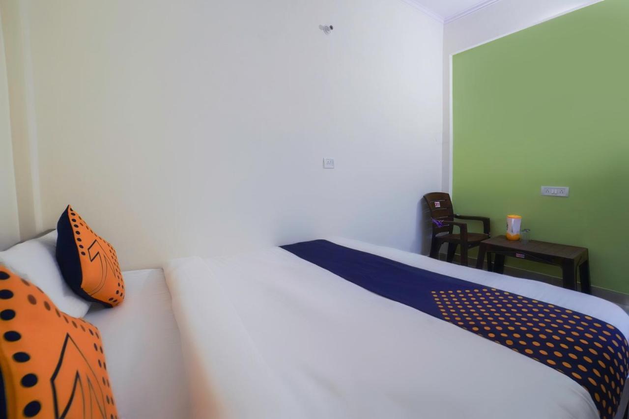 SPOT ON 67119 Hotel Shivam Residency Rāmpura Exterior foto