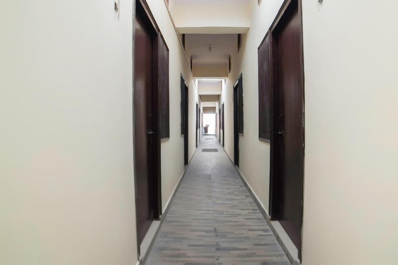 SPOT ON 67119 Hotel Shivam Residency Rāmpura Exterior foto