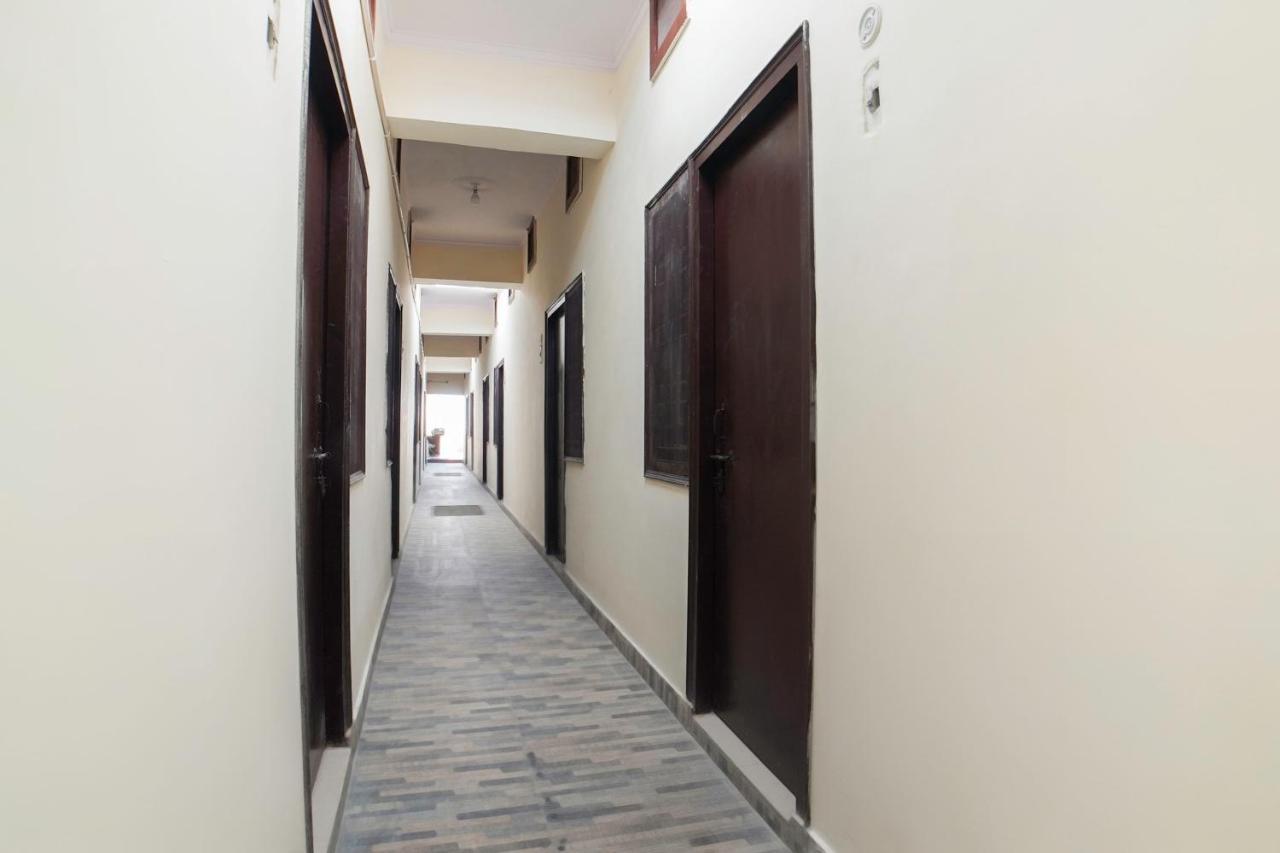 SPOT ON 67119 Hotel Shivam Residency Rāmpura Exterior foto